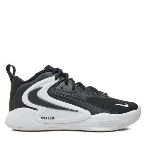 Buty halowe Nike. Czarne buty sportowe Nike, bez wzorów, bez zapięcia. Za 449,99 zł.