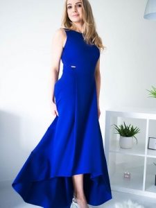 Sukienka Model Jennifer Chaber - Jersa. Sukienki Jersa, na co dzień, plus size, bez wzorów, eleganckie, bez kołnierzyka, plus size, bez ramiączek, maxi, dopasowane. Za 599,65 zł.