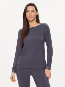 Femilet by Chantelle Koszulka piżamowa Laurel FNAEJ0 Granatowy Regular Fit. Niebieskie koszule nocne Femilet by Chantelle, bez wzorów, z wiskozy, bez ramiączek. Za 129,99 zł.