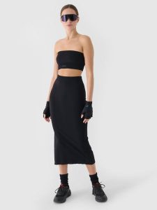 4F Spódnica ołówkowa z rozcięciem maxi damska - czarna XS/S. Czarne spódnice 4f, na co dzień, s, bez wzorów, z dzianiny, sportowe, maxi. W wyprzedaży za 39,99 zł.