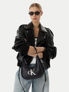 Calvin Klein Torebka Bold Ck Small Crescent LV04F3561G Czarny. Czarne torebki klasyczne Calvin Klein, bez wzorów, ze skóry, bez dodatków. Za 409,99 zł.