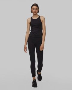 Legginsy Damskie Fitness Casall Soft Touch High Wysoki Stan. Czarne legginsy Casall, bez wzorów, z elastanu, z podwyższonym stanem, długie. Za 299,00 zł.