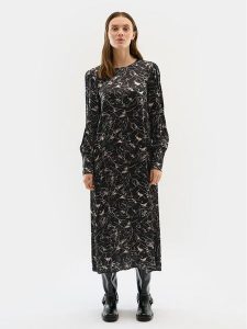 Karen by Simonsen Sukienka codzienna Marbella 10104846 Czarny Regular Fit. Czarne kombinezony Karen by Simonsen, bez wzorów, z wiskozy, bez kołnierzyka, bez ramiączek. Za 489,99 zł.