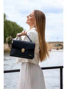 Victor & Hugo Paris Skórzana torebka "Phoenix" w kolorze czarnym - 21 x 5 x 7 cm rozmiar: onesize. Czarne torebki klasyczne Victor & Hugo Paris, bez wzorów, z materiału, na ramię, bez dodatków. Za 347,99 zł.