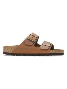 Birkenstock Skórzane klapki "Arizona" w kolorze jasnobrązowym rozmiar: 42. Brązowe klapki Birkenstock, bez wzorów, z otwartym noskiem, bez obcasa. Za 426,95 zł.