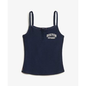 Kobieta z wzorem koszulka bez rękawów z guzikami Superdry Athletic Essentials. Niebieskie koszule nocne Superdry, bez wzorów, z koronki, bez ramiączek. Za 109,75 zł.