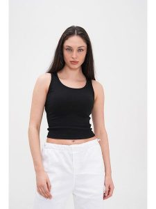 Basics & More Top w kolorze czarnym rozmiar: S. Czarne topy Basics & More, s, bez wzorów, bez kołnierzyka, bez ramiączek. Za 41,69 zł.