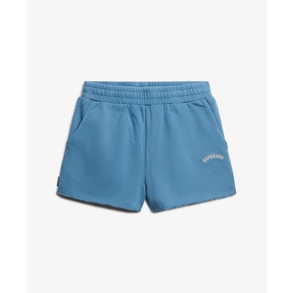 Szorty z logo w kolorze denimowym dla kobiet Superdry. Niebieskie szorty Superdry, bez wzorów. W wyprzedaży za 146,00 zł.