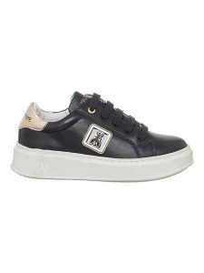 Patrizia Pepe Sneakersy w kolorze czarnym rozmiar: 40. Czarne trampki Patrizia Pepe, bez wzorów, bez zapięcia. Za 377,74 zł.
