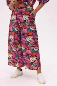 Różowe spódnico - spodnie Tropica Owocowa Fiesta PLUS SIZE XXL OVERSIZE. Czerwone spódnice Moda Size Plus Iwanek, na co dzień, na lato, l, bez wzorów, z bawełny, casualowe, plus size, mini. Za 229,90 zł.