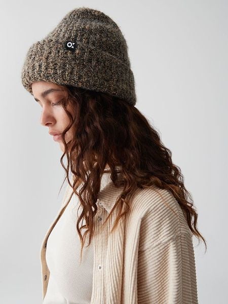 OPUS Czapka w kolorze khaki rozmiar: onesize. Brązowe czapki Opus, bez wzorów, z materiału. Za 61,02 zł.