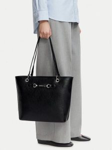 MEXX Torebka EO-MEXX-L-026-10 Czarny. Czarne shopper bag Mexx, bez wzorów, ze skóry, bez dodatków. Za 229,99 zł.