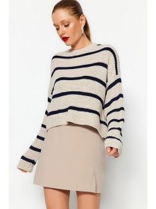 Trendyol Sweter w kolorze beżowo-granatowym rozmiar: M. Brązowe swetry oversize Trendyol, m, bez wzorów, ze splotem, bez ramiączek. Za 123,25 zł.