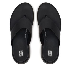Japonki FitFlop. Czarne klapki FitFlop, bez wzorów, bez obcasa. Za 468,99 zł.