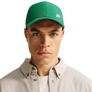 Czapka z daszkiem Nike Dri-FIT Club. Zielone czapki Nike, bez wzorów, sportowe. Za 100,99 zł.