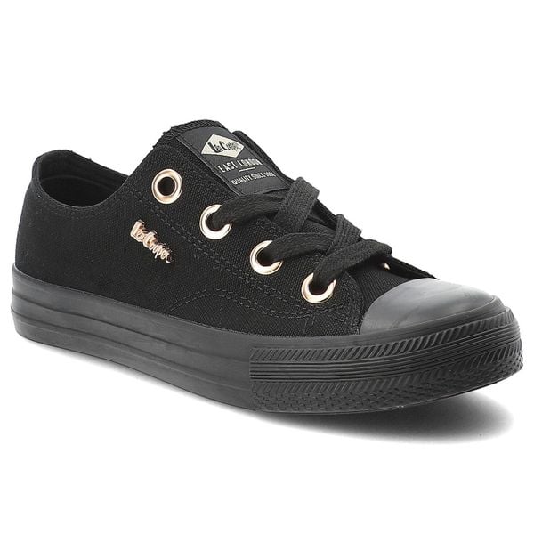 Trampki damskie Lee Cooper, cholewka z materiału tekstylnego wiązanie z przodu metalowe oczka na płaskiej podeszwie, czarne, LCW-26-02-4069L SVL-653. Czarne trampki Lee Cooper, bez wzorów, z gumy, bez zapięcia. Za 119,00 zł.
