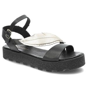 Czarne Sandały Armodo Modne Buty Na Platformie. Czarne sandały Armodo, bez wzorów, ze skóry, bez obcasa, na platformie, bez zapięcia. Za 229,00 zł.