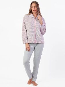 Admas Bluza w kolorze fioletowym rozmiar: S. Różowe bluzy Admas, s, bez wzorów, bez kaptura. Za 126,99 zł.