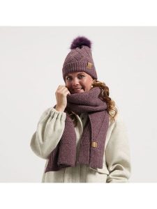 TRAVELIN' Szal w kolorze fioletowym rozmiar: onesize. Różowe szaliki Travelin', bez wzorów, z materiału. Za 152,99 zł.