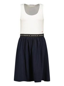 Canadian Peak Sukienka "Jodieak" w kolorze biało-granatowym rozmiar: M. Białe sukienki Canadian Peak, m, bez wzorów, z bawełny, bez kołnierzyka, bez ramiączek, midi, rozkloszowane. Za 82,99 zł.