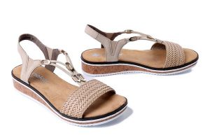RIEKER V3662-62 beige, sandały damskie. Brązowe sandały Rieker, bez wzorów, bez obcasa, na koturnie, bez zapięcia. Za 271,92 zł.