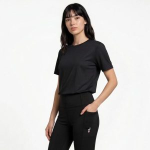 Legginsy trekkingowe damskie AULP DETER z kieszenią. Czarne legginsy Aulp, bez wzorów, z elastanu. Za 179,99 zł.