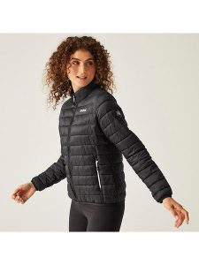 Regatta Kurtka pikowana "Hillpack II" w kolorze czarnym rozmiar: 42. Czarne kurtki Regatta, bez wzorów, bez kaptura. Za 150,02 zł.