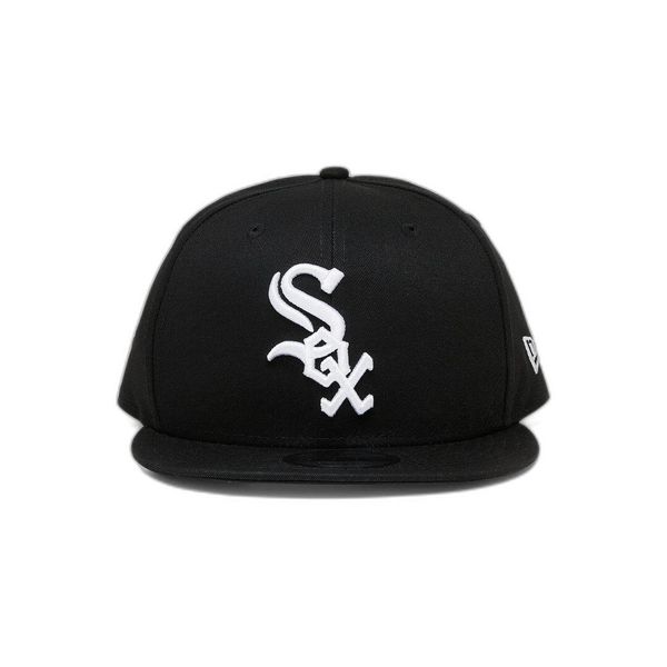 Czapka New Era Chicago White Sox 9Fifty. Białe czapki New Era, bez wzorów, sportowe. W wyprzedaży za 129,85 zł.