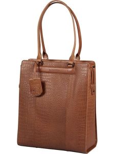 Burkely Skórzana torebka "Casual Carly" w kolorze jasnobrązowym - 33,5 x 39 x 12 cm rozmiar: onesize. Brązowe torebki klasyczne Burkely, bez wzorów, z materiału, bez dodatków. Za 358,45 zł.