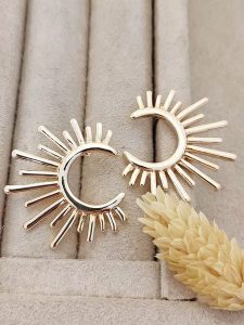 Nakkash Pozłacane kolczyki-wkrętki rozmiar: onesize. Żółte kolczyki Nakkash, pozłacane. Za 95,92 zł.