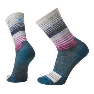 Skarpety trekkingowe Smartwool Everyday Stitch Stripe Crew. Szare skarpetki Smartwool, bez wzorów, z wełny. Za 94,99 zł.