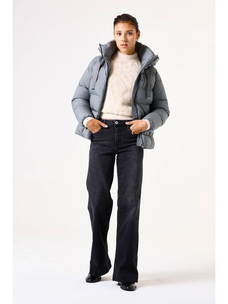 Garcia Kurtka zimowa w kolorze szarym rozmiar: L. Szare kurtki Garcia, na zimę, l, bez wzorów, z puchu, bez kaptura. Za 335,82 zł.