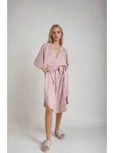 Monki Sukienka w kolorze lawendowym rozmiar: L. Różowe sukienki Monki, na co dzień, l, bez wzorów, z tkaniny, bez kołnierzyka, bez ramiączek, midi, proste. Za 39,99 zł.