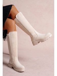 Foreverfolie Kozaki w kolorze beżowym rozmiar: 38. Brązowe kozaki Foreverfolie, na zimę, bez wzorów, bez obcasa, bez zapięcia. Za 147,56 zł.