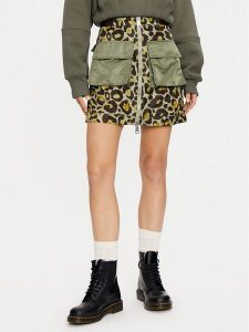 Alpha Industries Spódnica mini 148066C Zielony Regular Fit. Zielone spódnice Alpha Industries, m, bez wzorów, z syntetyku, mini. Za 239,99 zł.
