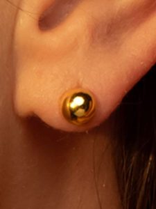 OR ÉCLAT Złote kolczyki-wkrętki "Puce" rozmiar: onesize. Czerwone kolczyki OR ÉCLAT, złote. Za 217,99 zł.