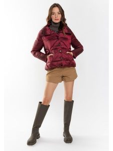 Northwood Kurtka zimowa "Daisy" w kolorze bordowym rozmiar: S. Czerwone kurtki Northwood, na zimę, s, bez wzorów, z puchu, bez kaptura. Za 173,99 zł.