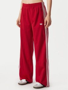 Adidas Spodnie dresowe Pinstripe Firebird Loose Trackpant KS9977 Czerwony Wide Leg. Czerwone spodnie dresowe ADIDAS, s, bez wzorów, z dresówki. Za 299,99 zł.
