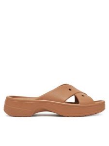 Crocs Klapki Cross Strap 210840 Brązowy. Brązowe klapki Crocs, bez wzorów, z tworzywa sztucznego, bez obcasa. Za 179,99 zł.