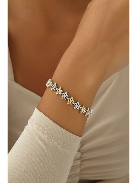 Nakkash Pozłacana bransoletka z elementami ozdobnymi rozmiar: onesize. Szare bransoletki Nakkash, z cyrkonią, pozłacane. Za 122,09 zł.