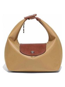 SUVRAI Torebka w kolorze beżowym - 20 x 23 x 11 cm rozmiar: onesize. Brązowe torebki klasyczne SUVRAI, bez wzorów, z materiału, na ramię, bez dodatków. Za 108,99 zł.