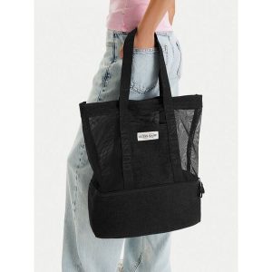 Torebka Guess Jeans. Czarne shopper bag Guess Jeans, z aplikacjami, z jeansu, bez dodatków. Za 189,99 zł.