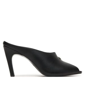 Klapki REPLAY. Czarne klapki Replay, bez wzorów, bez obcasa. Za 439,99 zł.