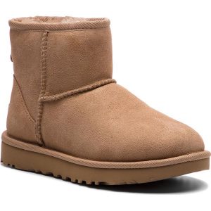 Buty UGG - W Classic Mini II 1016222 W/Fawn. Buty zimowe marki Ugg. W wyprzedaży za 479,00 zł.