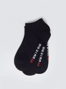 Stopki unisex bawełniane trójpak czarne Filixon 906. Czarne skarpetki Big Star, bez wzorów, z bawełny. Za 39,99 zł.