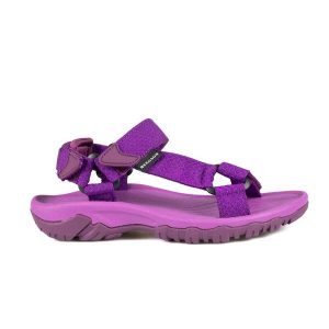 Sandały trekkingowe damskie Omo. Czerwone buty trekkingowe BERGSON, bez zapięcia. W wyprzedaży za 183,00 zł.