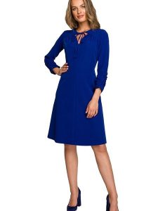 Stylove Sukienka w kolorze niebieskim rozmiar: L. Niebieskie sukienki Stylove, l, bez wzorów, bez kołnierzyka, bez ramiączek, midi, rozkloszowane. Za 188,85 zł.