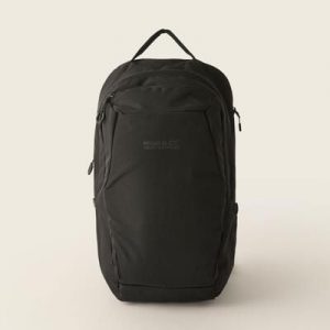 Plecak unisex Voyad 35L. Czarne plecaki Regatta. W wyprzedaży za 394,00 zł.