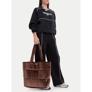 Torebka Reebok. Brązowe shopper bag Reebok, bez wzorów, bez dodatków. Za 149,99 zł.