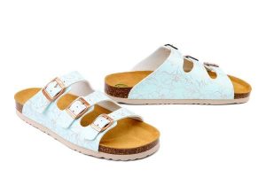 DR. BRINKMANN 700874-57 turkis, klapki damskie. Zielone klapki Dr. Brinkmann, bez wzorów, bez obcasa. Za 174,90 zł.